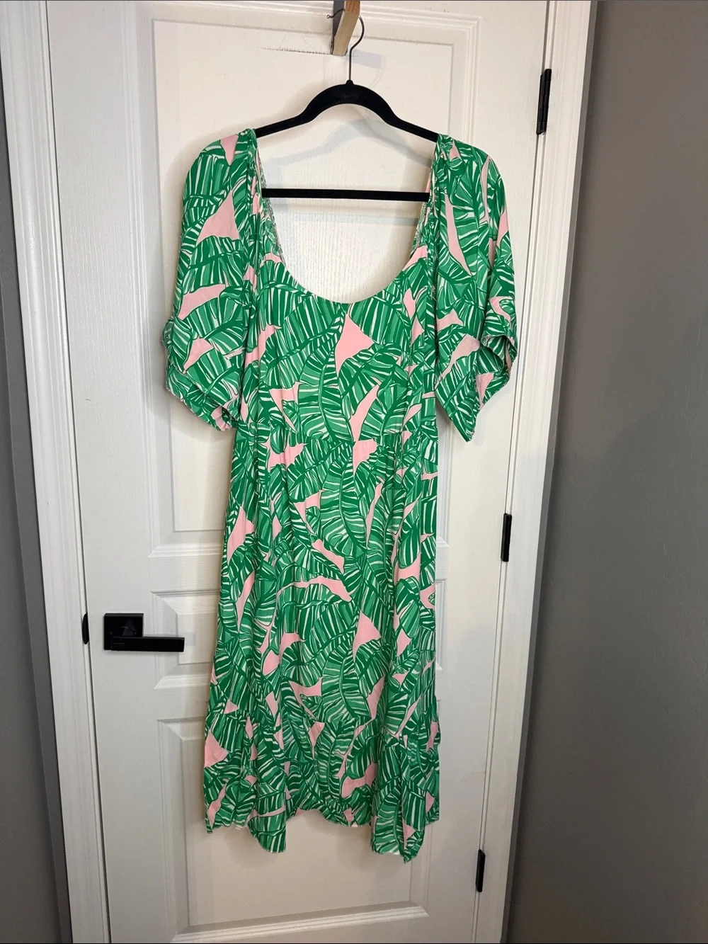 Lily Pulitzer Midi Dress - Picture 1 of 6